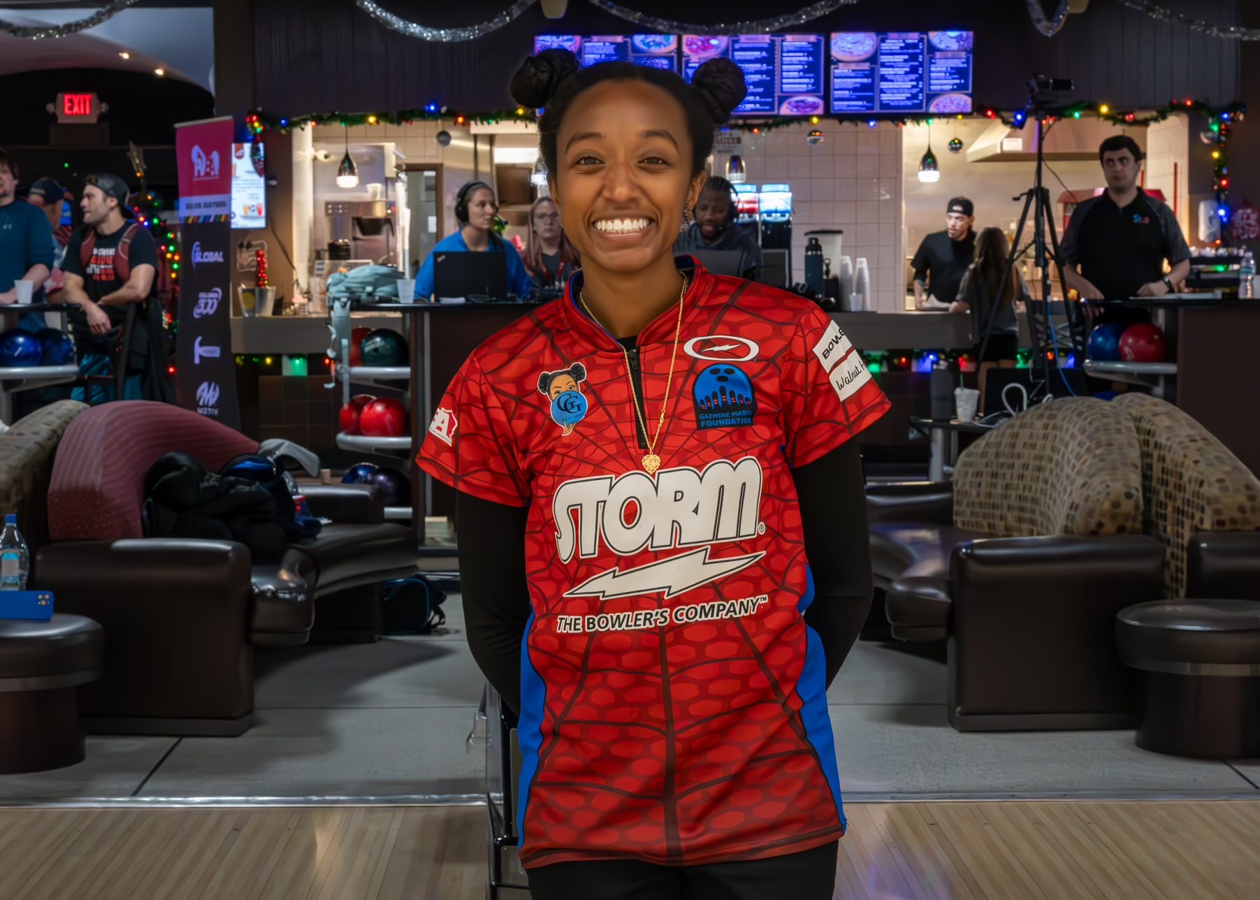 Gazmine Mason leads after Day 1 at the Regional Showdown
